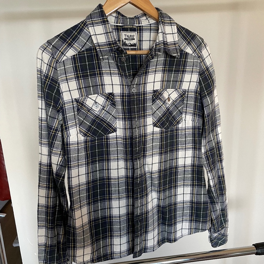 Aritzia, TNA Plaid Shirt, Size Medium